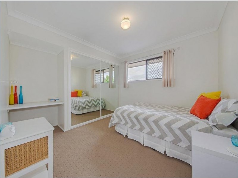 49 Barramay Street, Manly West QLD 4179