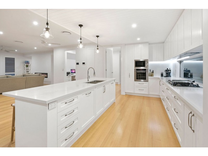 66 Beachcrest Road, Wellington Point QLD 4160