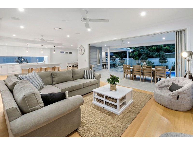 66 Beachcrest Road, Wellington Point QLD 4160