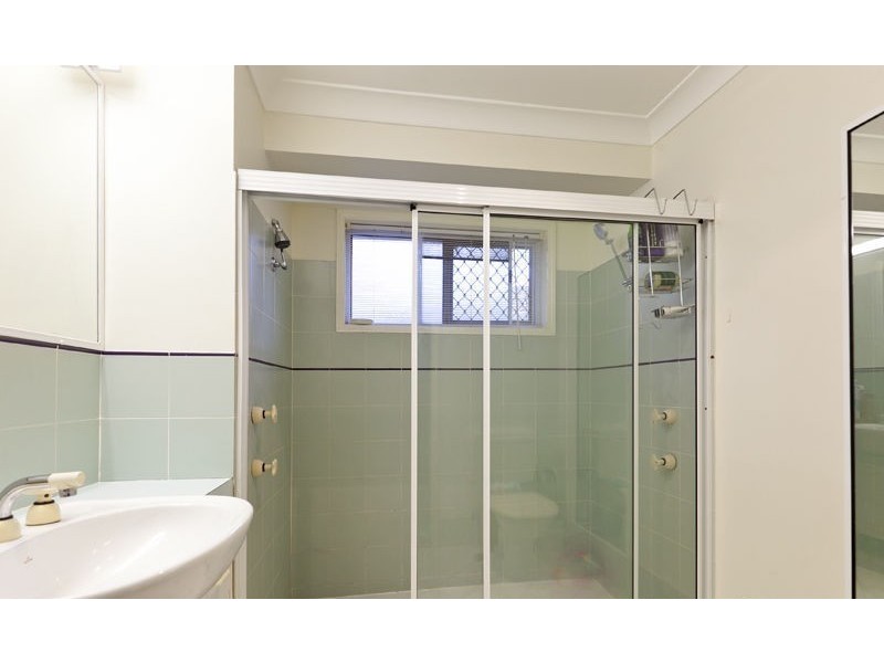 17 Zephyr Court, Birkdale QLD 4159