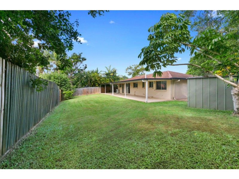 2 Sandpiper Street, Wellington Point QLD 4160