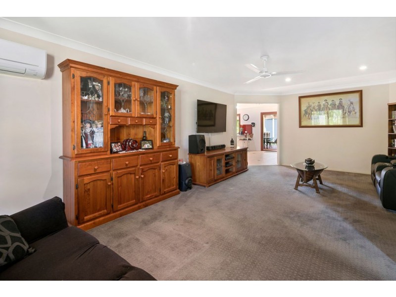 35 Chermside Street, Wellington Point QLD 4160