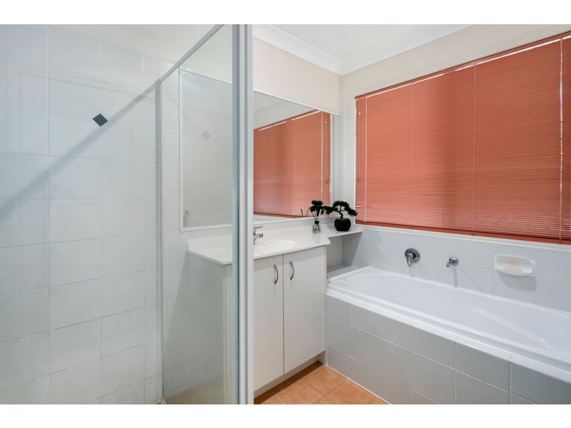 35 Chermside Street, Wellington Point QLD 4160