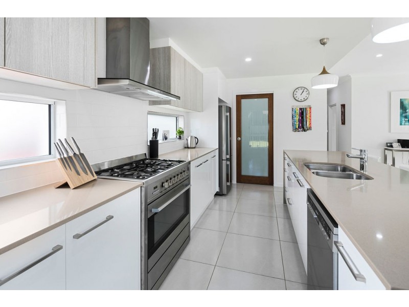 18 Matilda Street, Wellington Point QLD 4160