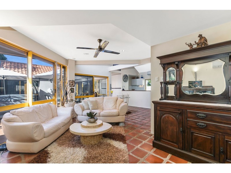 329 Main Road, Wellington Point QLD 4160