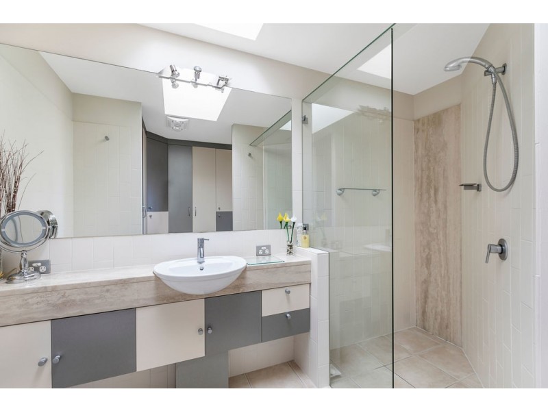 329 Main Road, Wellington Point QLD 4160