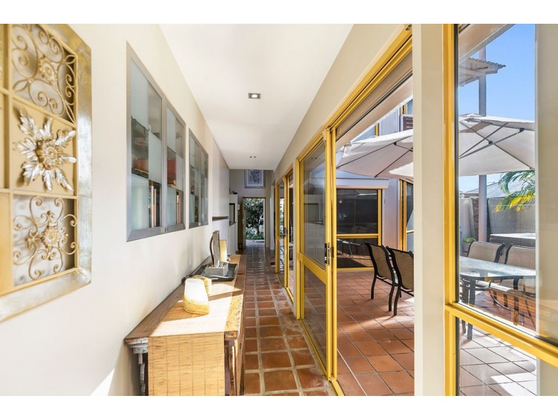 329 Main Road, Wellington Point QLD 4160