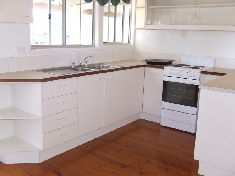 9 Holz Street, Victoria Point QLD 4165