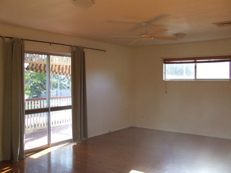 9 Holz Street, Victoria Point QLD 4165