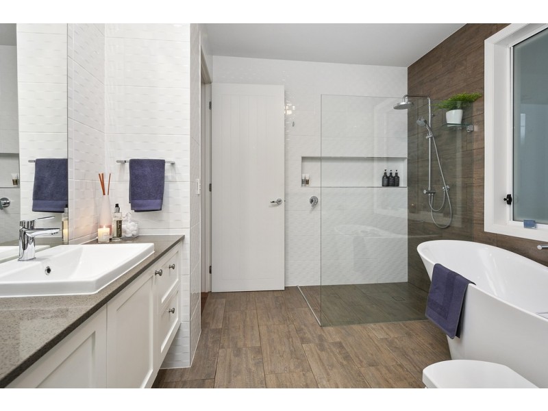 44 O’Connell Parade, Wellington Point QLD 4160