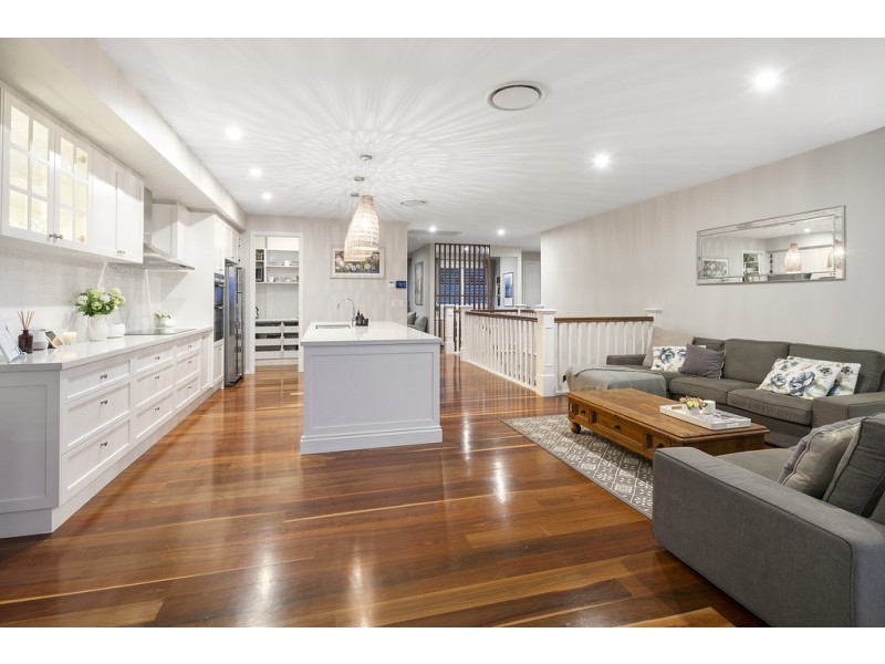 44 O’Connell Parade, Wellington Point QLD 4160