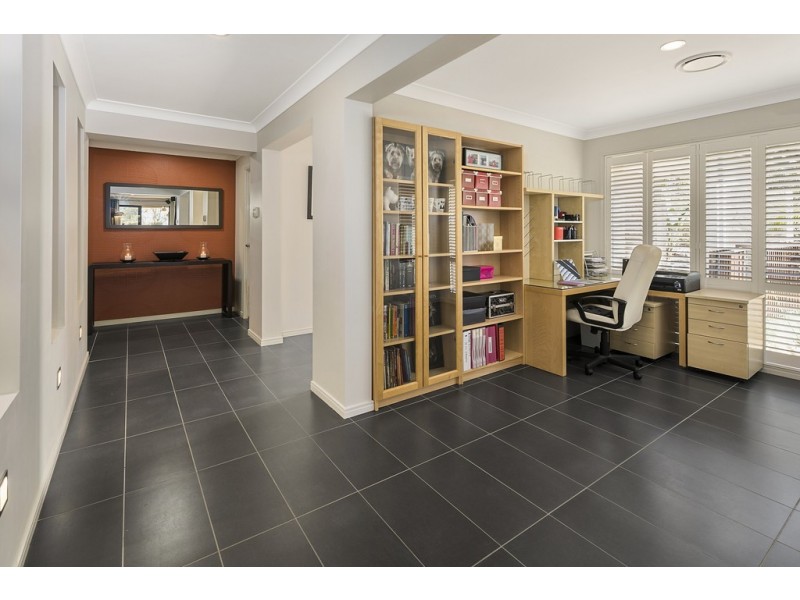 54 Red Gum Crescent, Wakerley QLD 4154