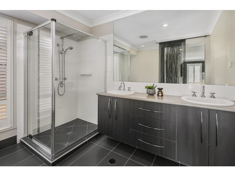 54 Red Gum Crescent, Wakerley QLD 4154