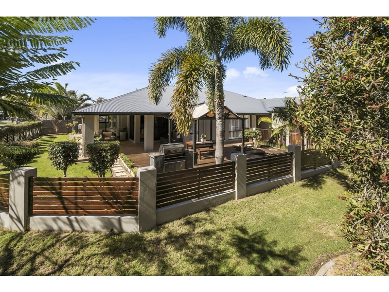 54 Red Gum Crescent, Wakerley QLD 4154