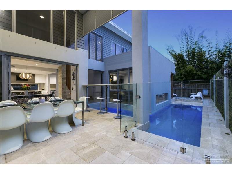 52 Main Road, Wellington Point QLD 4160