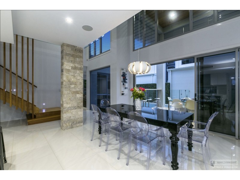 52 Main Road, Wellington Point QLD 4160