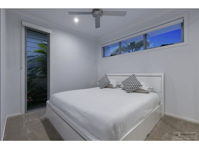 52 Main Road, Wellington Point QLD 4160