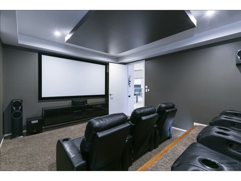 52 Main Road, Wellington Point QLD 4160