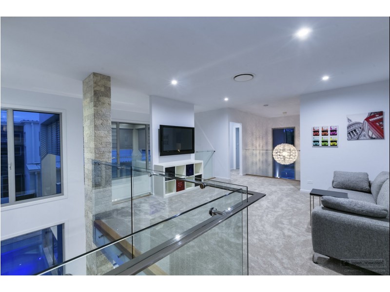 52 Main Road, Wellington Point QLD 4160