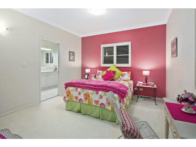 17 Helena Street, Wellington Point QLD 4160