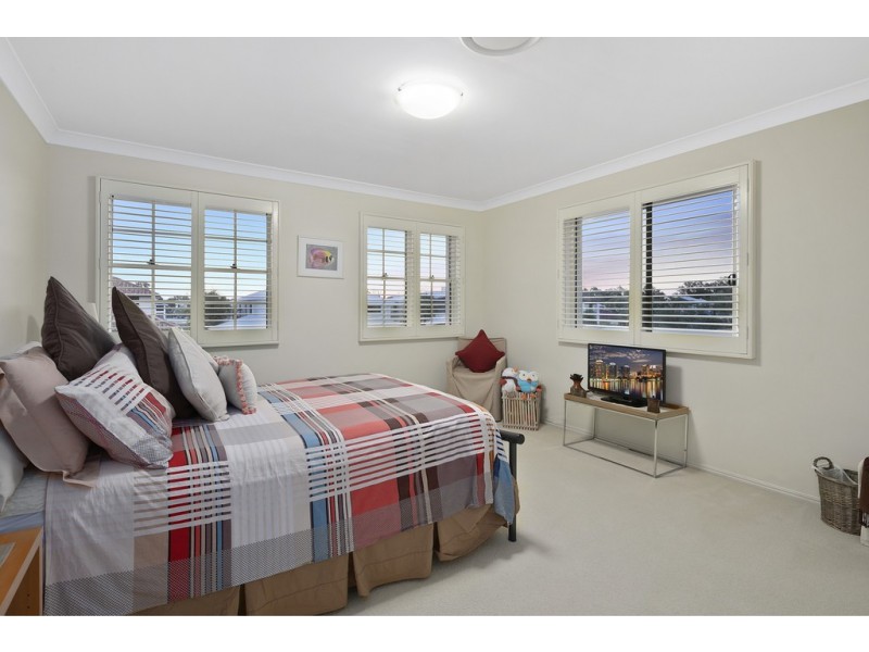 17 Helena Street, Wellington Point QLD 4160