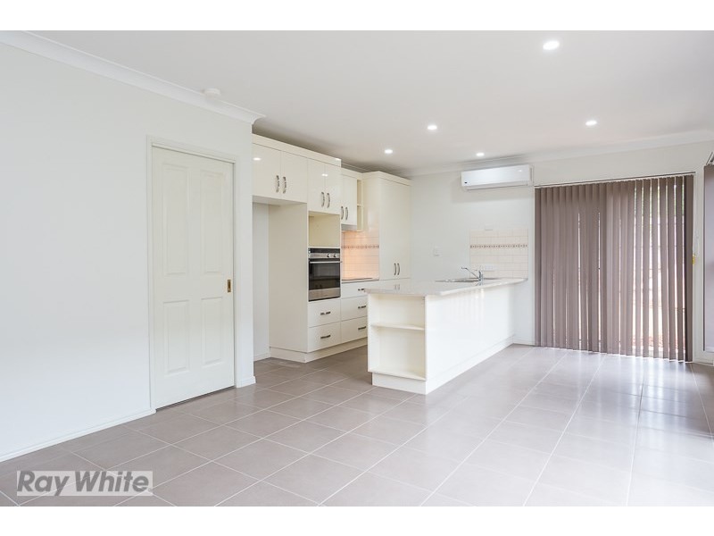 4 Kruger Street, Redland Bay QLD 4165