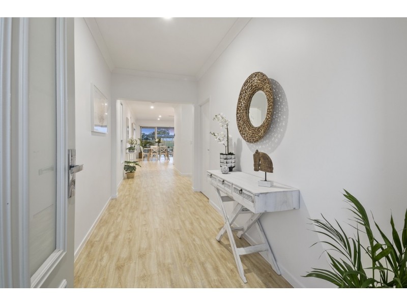 28 Douro Road, Wellington Point QLD 4160