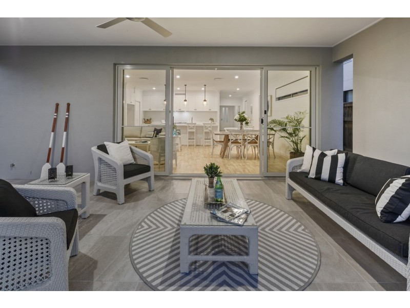 28 Douro Road, Wellington Point QLD 4160