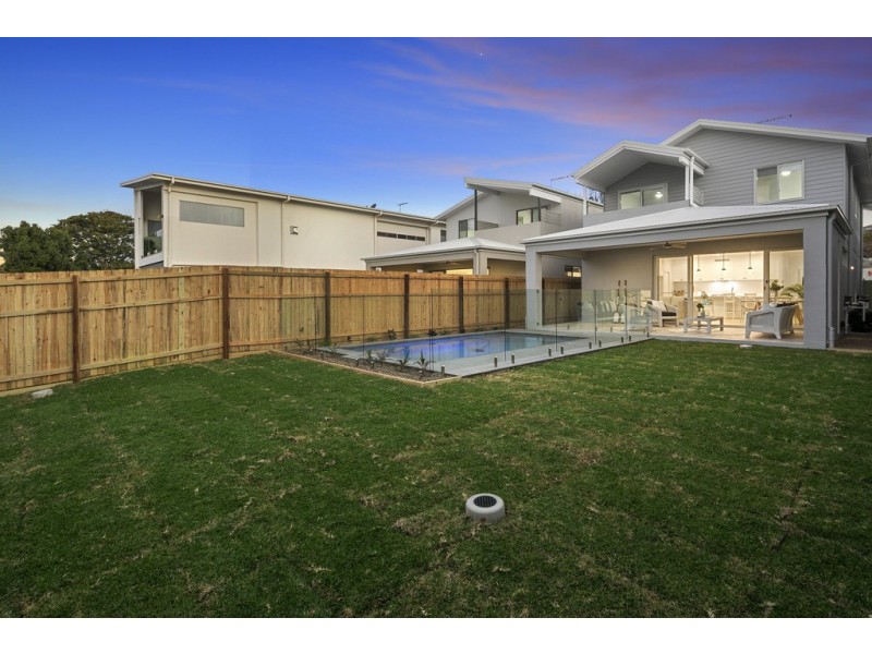 28 Douro Road, Wellington Point QLD 4160