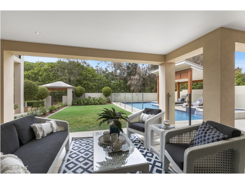 9 Allan Day Drive, Wellington Point QLD 4160