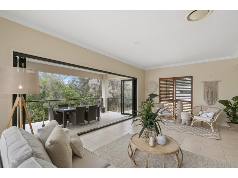 9 Allan Day Drive, Wellington Point QLD 4160