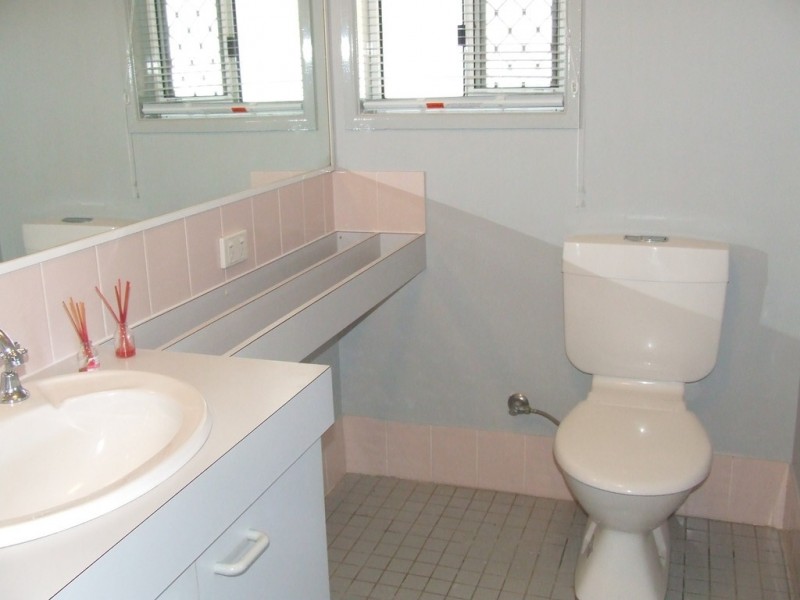 8 Rosedale Court, Wellington Point QLD 4160