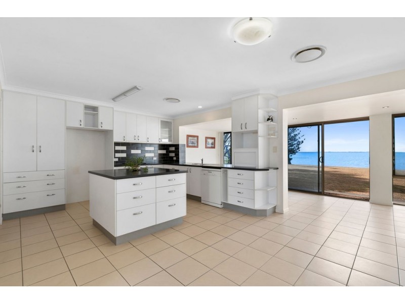 8 Bath Street, Birkdale QLD 4159