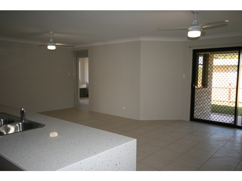 51a Island Street, Cleveland QLD 4163
