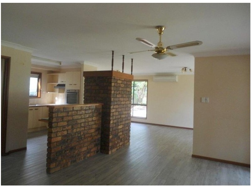 39 Mergowie Drive, Cleveland QLD 4163