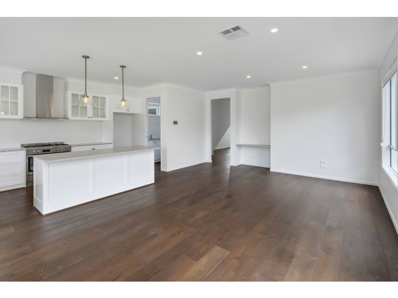 Ormiston QLD 4160
