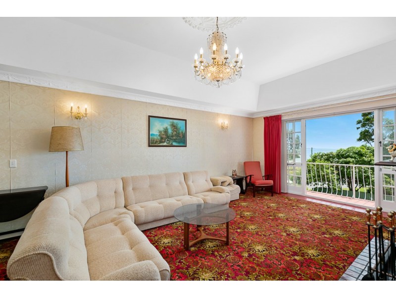 103-105 Mooroondu Road, Thorneside QLD 4158