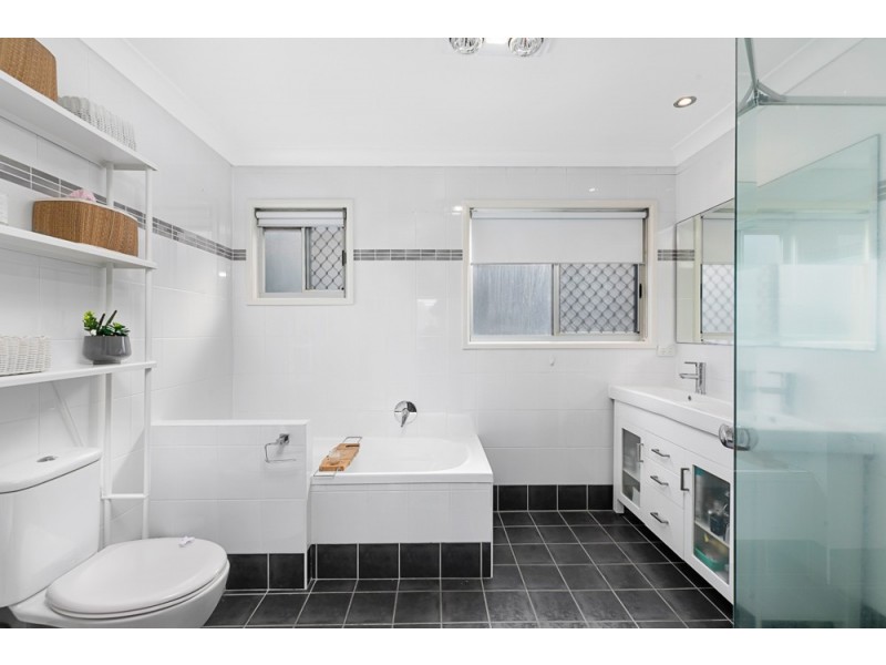 63 Frederick Street, Wellington Point QLD 4160