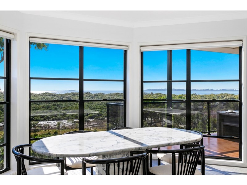 35 Mooroondu Road, Thorneside QLD 4158