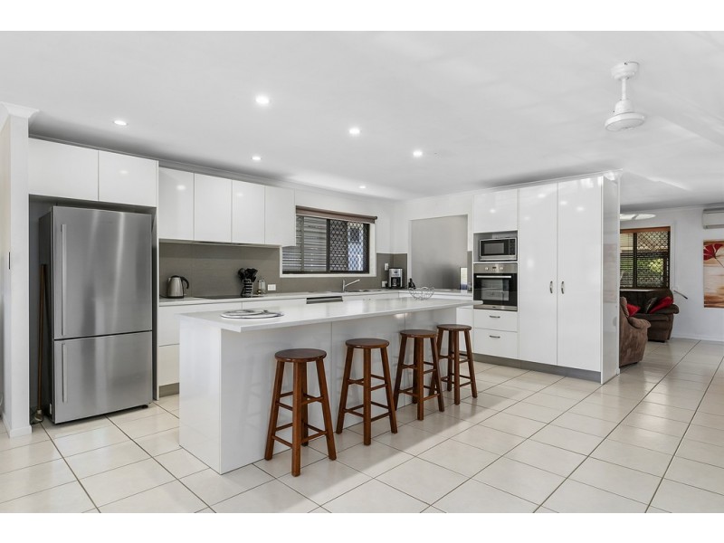 99 Birkdale Road, Birkdale QLD 4159