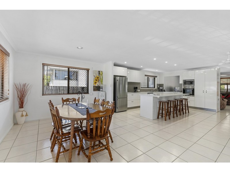 99 Birkdale Road, Birkdale QLD 4159