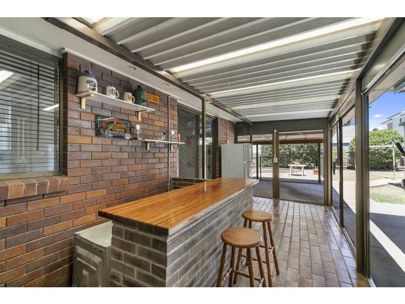 99 Birkdale Road, Birkdale QLD 4159