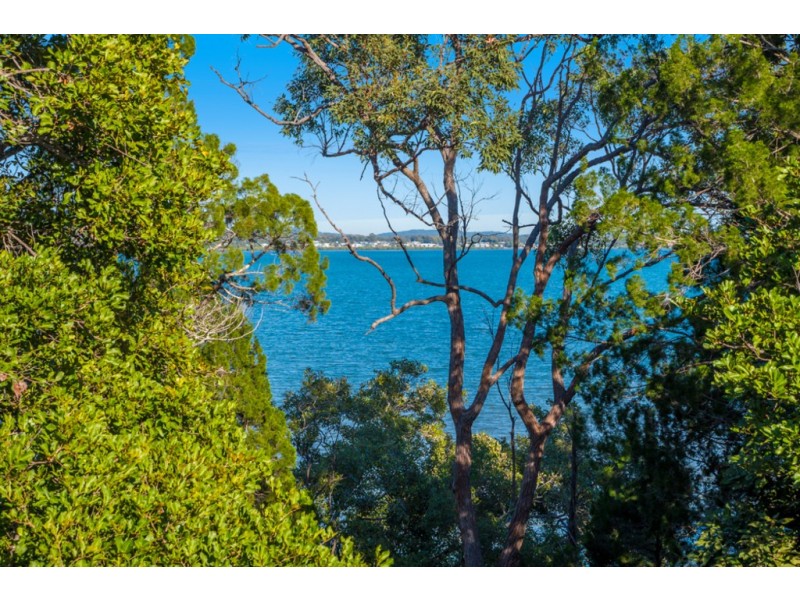 120 Main Road, Wellington Point QLD 4160