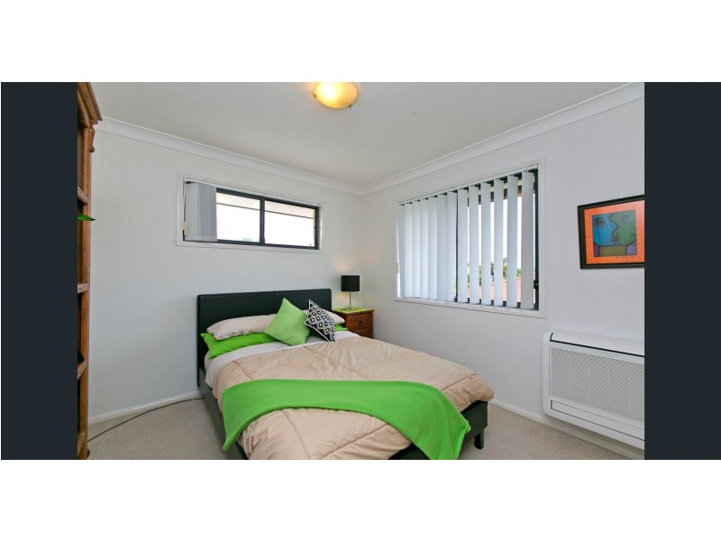 18 Plantation Place, Wellington Point QLD 4160