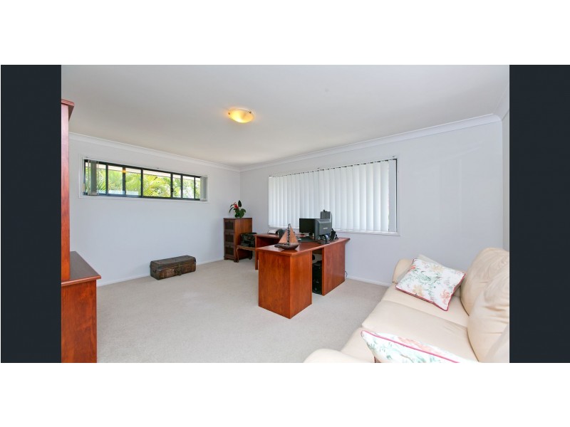 18 Plantation Place, Wellington Point QLD 4160