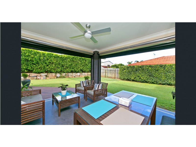 18 Plantation Place, Wellington Point QLD 4160