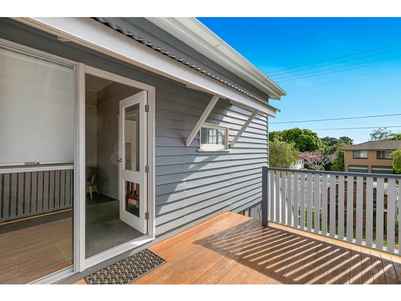 12 Station Street, Wellington Point QLD 4160