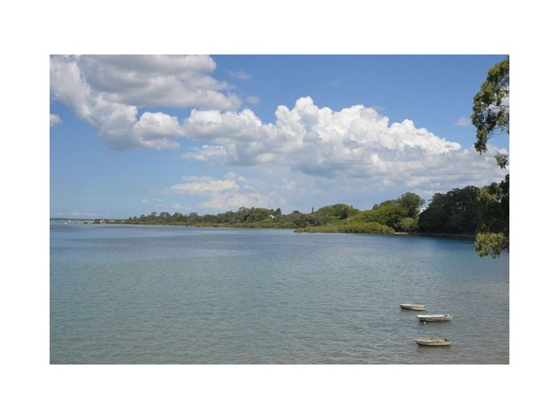 69 Queen Street, Redland Bay QLD 4165