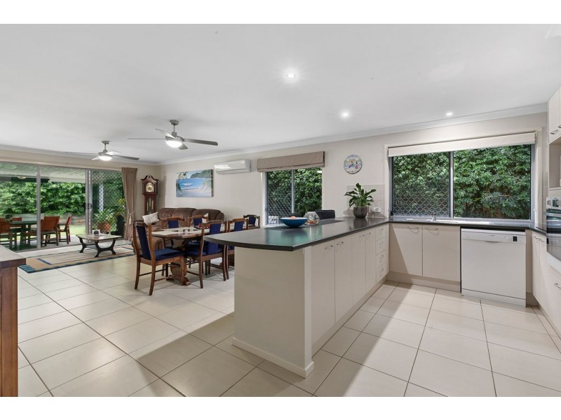 64 Starkey Street, Wellington Point QLD 4160