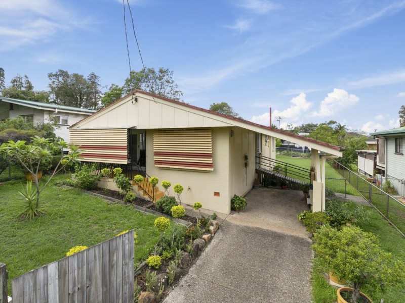 13 Rickwood Street, Carina QLD 4152